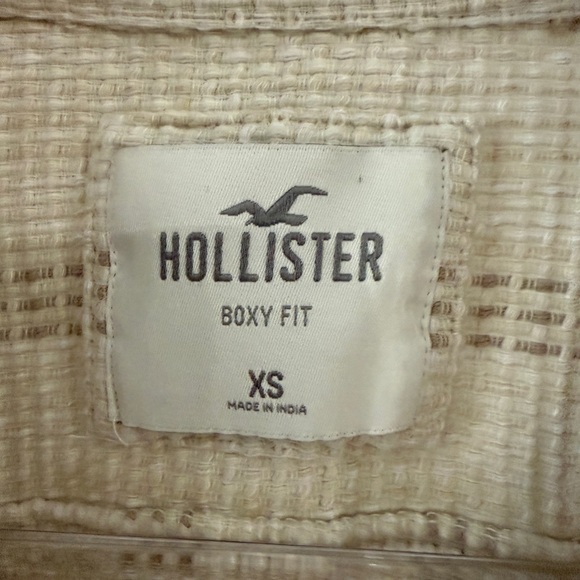 Hollister Men's Boxy Fit Short-Sleeve Textured Cream Beige Shirt XS - Picture 2 of 3